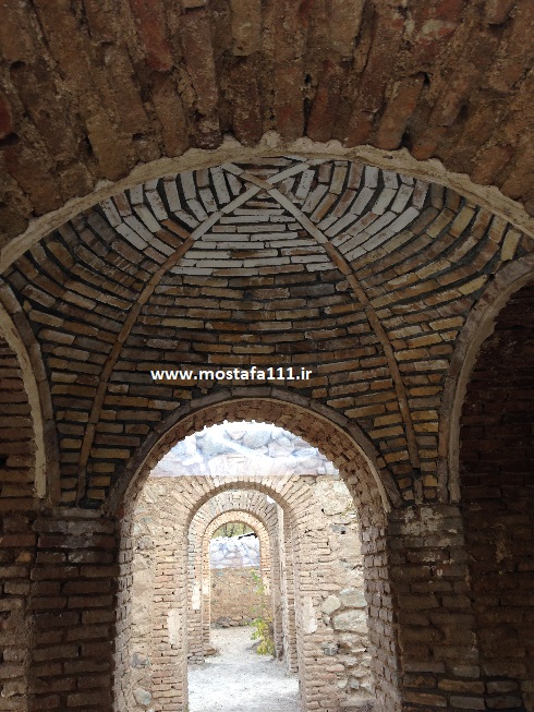 ساختمان های جانبی کاخ ناصرالدین شاهی شهرستانک